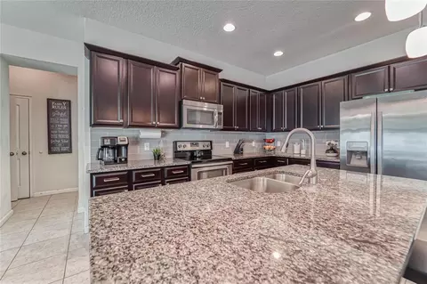 Kitchen - 12358 Streambed Dr, Riverview, FL 33579 photo 3 of 3