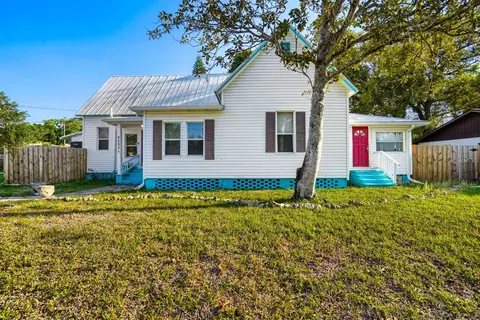 2523 10th Ave W, Bradenton, FL 34205
