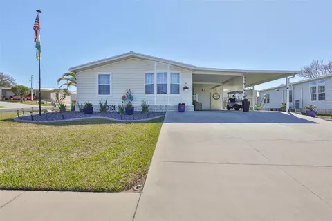 37041 Neukom Ave, Zephyrhills, FL 33541