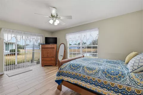 Bedroom - 29338 Marker Loop, San Antonio, FL 33576 photo 1 of 3