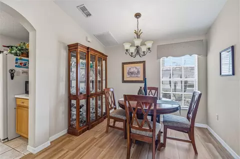 Dining - 29338 Marker Loop, San Antonio, FL 33576 photo 2 of 4