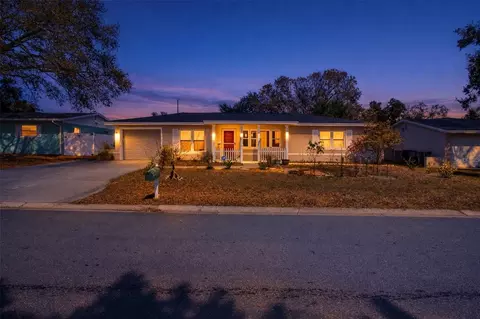 10427 124th Ter, Largo, FL 33773