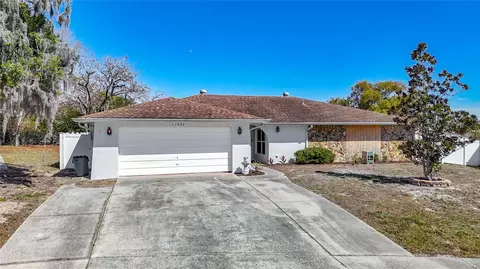 11020 Peppertree Ln, Port Richey, FL 34668