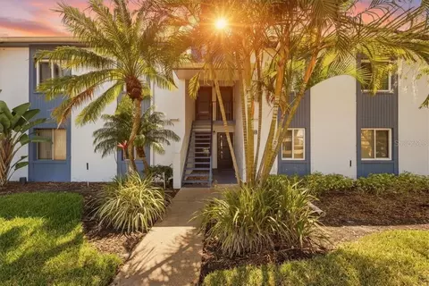 240 Cypress Ln #240, Oldsmar, FL 34677