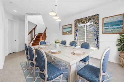 Dining - 14365 Eagle Pointe Dr, Clearwater, FL 33762 photo 3 of 3