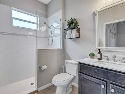 Bath - 16324 26th St E, Parrish, FL 34219 photo 5 of 6