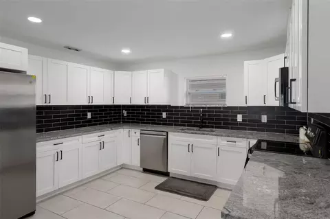 Kitchen - 5106 Pacific Ave, Spring Hill, FL 34607 photo 1 of 3