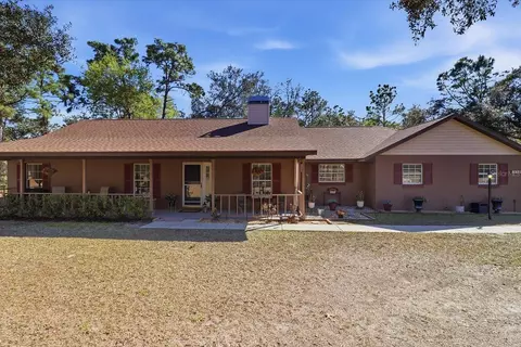 5717 W Nobis Cir, Homosassa, FL 34448