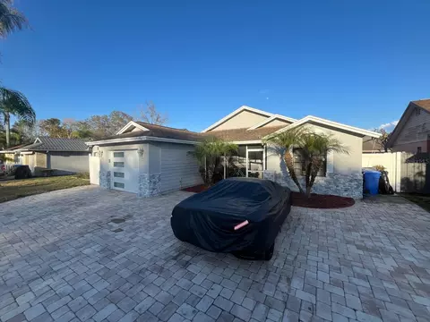 12809 Dunhill Dr, Tampa, FL 33624