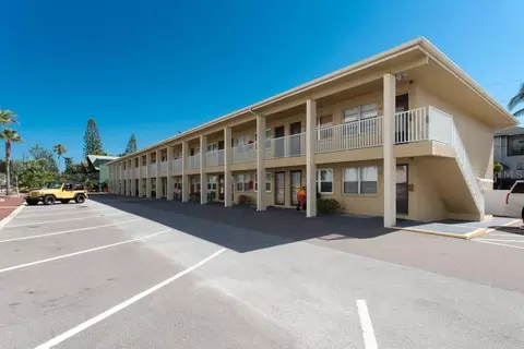 8475 W Gulf Blvd #12A, Treasure Island, FL 33706