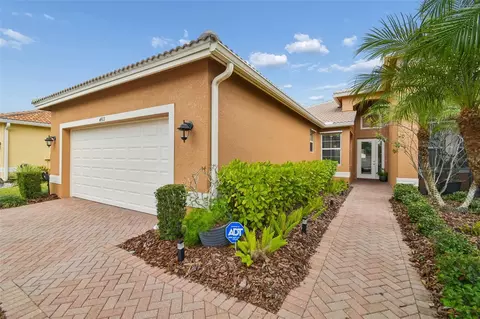 4913 Marble Springs Cir, Wimauma, FL 33598