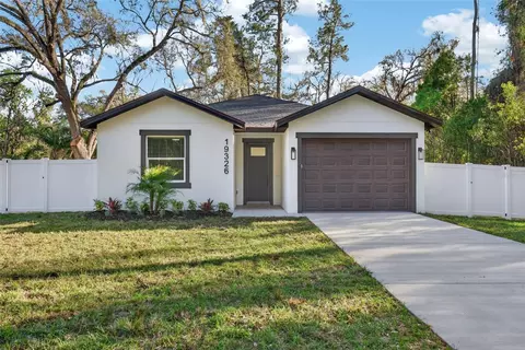 19326 Center St, Brooksville, FL 34601