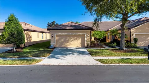 Exterior - 317 Seneca Falls Dr, Apollo Beach, FL 33572 photo 2 of 14