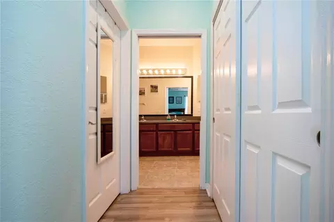 Entry Way - 317 Seneca Falls Dr, Apollo Beach, FL 33572 photo 4 of 4