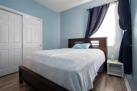 Bedroom - 317 Seneca Falls Dr, Apollo Beach, FL 33572 photo 4 of 7