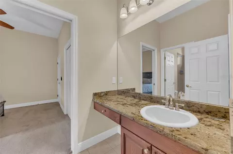 Bath - 13101 Shadow Run Blvd, Riverview, FL 33569 photo 6 of 9