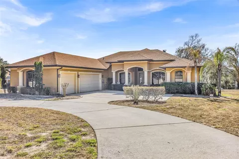 Exterior - 13101 Shadow Run Blvd, Riverview, FL 33569 photo 7 of 13