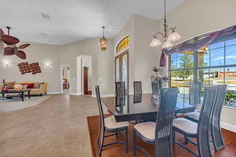Dining - 13101 Shadow Run Blvd, Riverview, FL 33569 photo 2 of 3