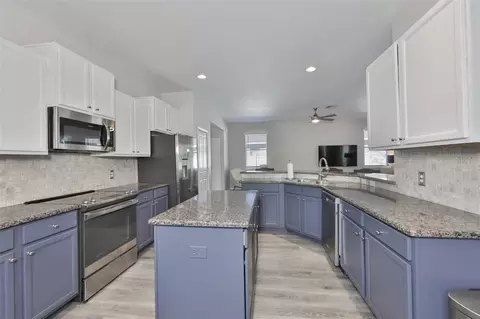 1609 Bonita Bluff Ct, Ruskin, FL 33570