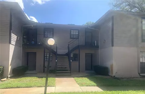 4106 Ashford Green Pl #102, Tampa, FL 33613