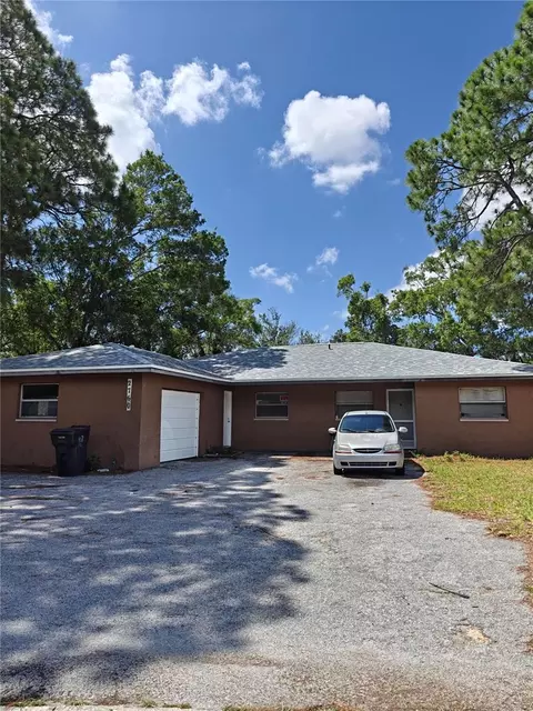 2760 62nd Ter N, Saint Petersburg, FL 33702