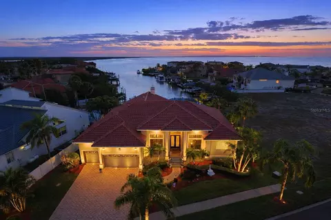 960 Symphony Isles Blvd, Apollo Beach, FL 33572