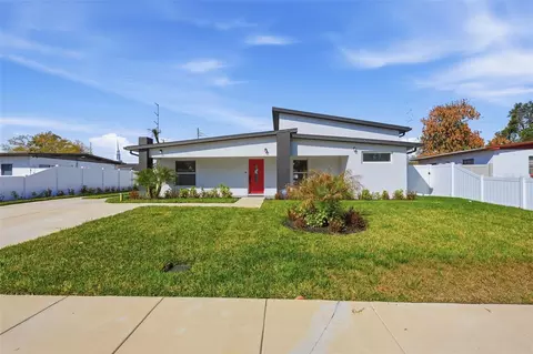 10104 N Dartmouth Ave, Tampa, FL 33612