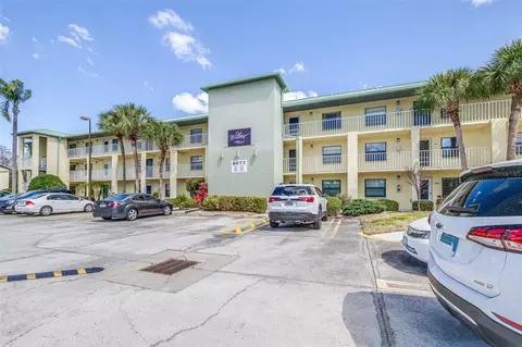 6077 113th St #621, Seminole, FL 33772