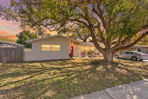1801 S Lake Ave, Clearwater, FL 33756