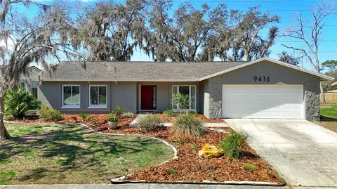 9416 Bellhaven St, Temple Terrace, FL 33637