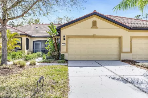 420 Seneca Falls Dr, Apollo Beach, FL 33572