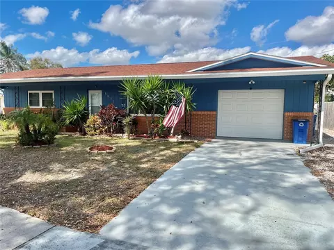 1935 Villa Rosa Dr, Holiday, FL 34690