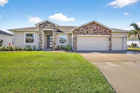 3813 Milflores Dr, Sun City Center, FL 33573