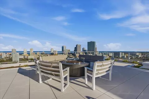 777 3rd Ave N #1202, Saint Petersburg, FL 33701