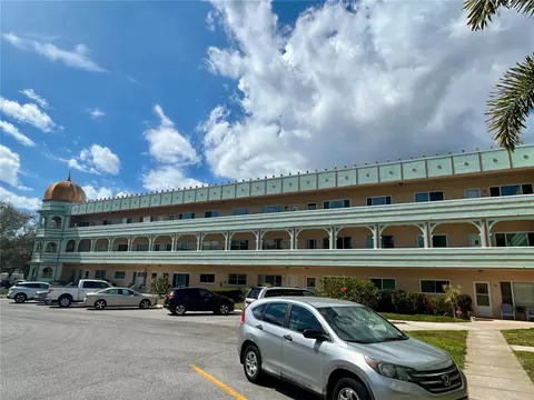2286 Norwegian Dr #8, Clearwater, FL 33763