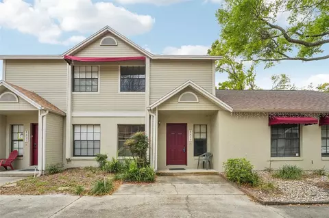 8419 Laurelon Pl, Temple Terrace, FL 33637