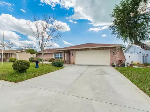 14370 91st Ave, Seminole, FL 33776