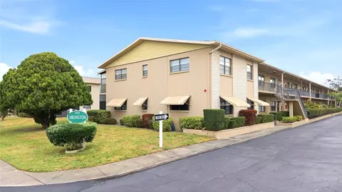 5925 Terrace Park Dr N #210, Saint Petersburg, FL 33709