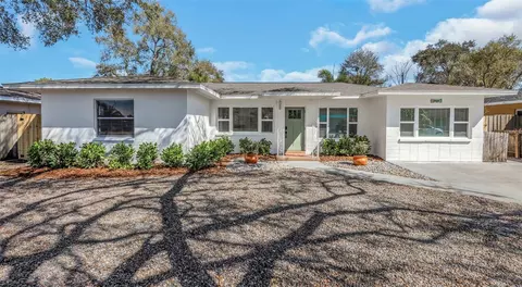 1655 San Roy Dr, Dunedin, FL 34698