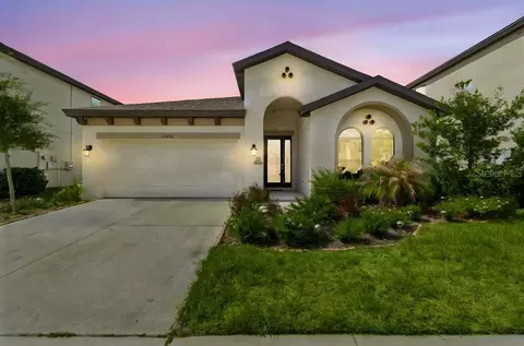 12453 Horseshoe Bend Dr, Lithia, FL 33547