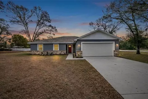 11734 Orange Ct, Dade City, FL 33525