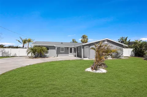 729 Spanish Main Dr, Apollo Beach, FL 33572