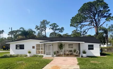7235 Royal Palm Dr, New Port Richey, FL 34652