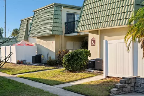 1799 N Highland Ave #106, Clearwater, FL 33755