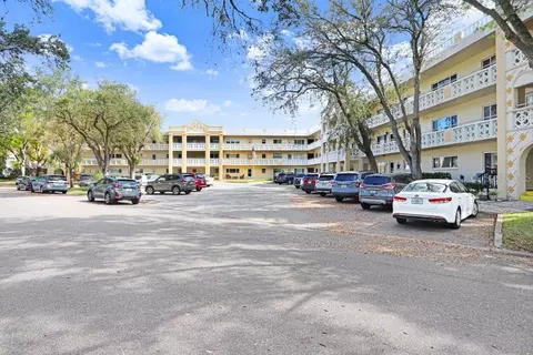 2285 Israeli Dr #57, Clearwater, FL 33763