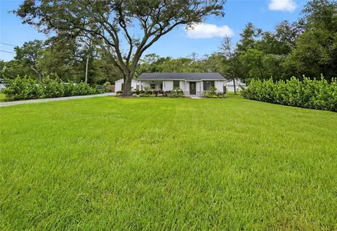 12308 N 53rd St, Temple Terrace, FL 33617