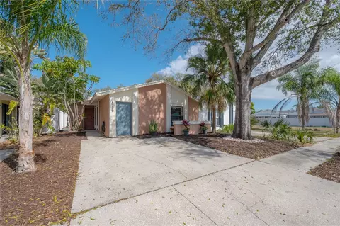 4709 Glenaire Ct, Tampa, FL 33624