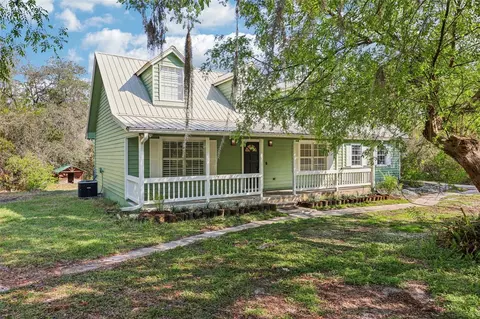 490 Hidden Ridge Dr, Deltona, FL 32725