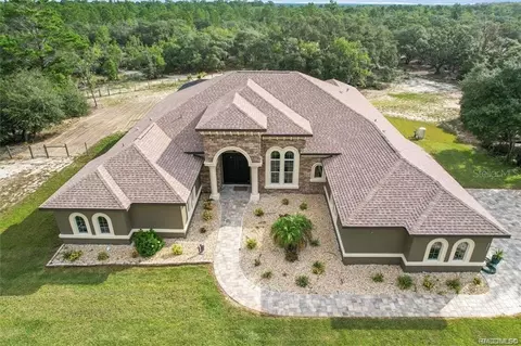 5061 W Oakhill St, Dunnellon, FL 34433
