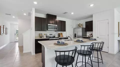 5261 Berry Bay Ave, Wimauma, FL 33598 photo 4